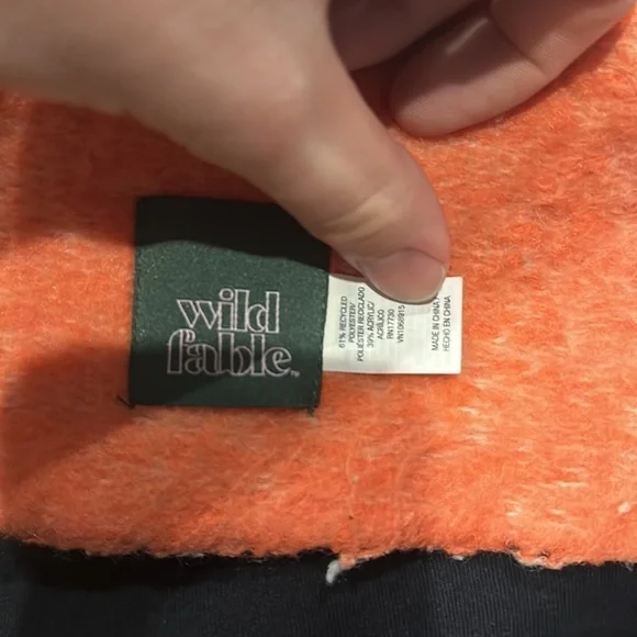 Wild Fable scarf - Picture 3 of 3